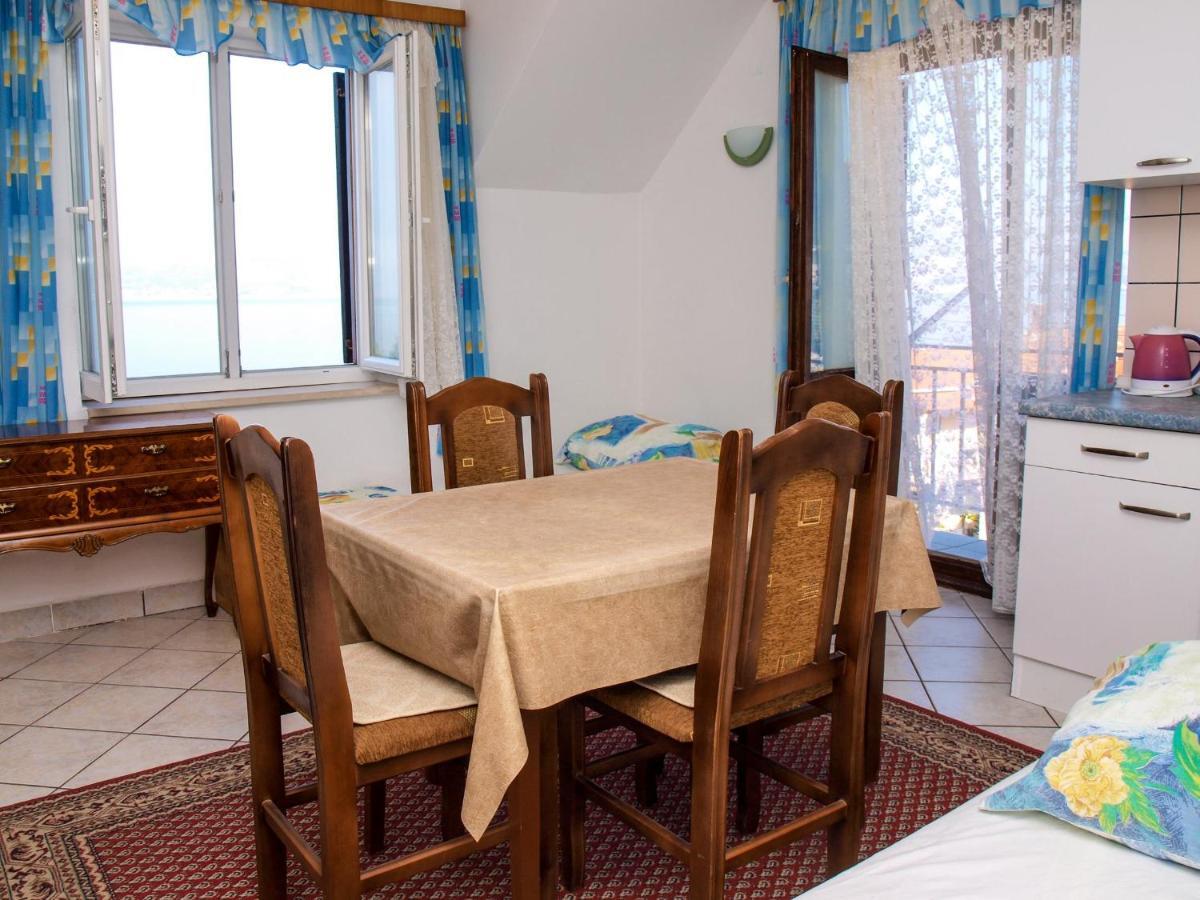 Apartments Vukovic Postira Ruang foto
